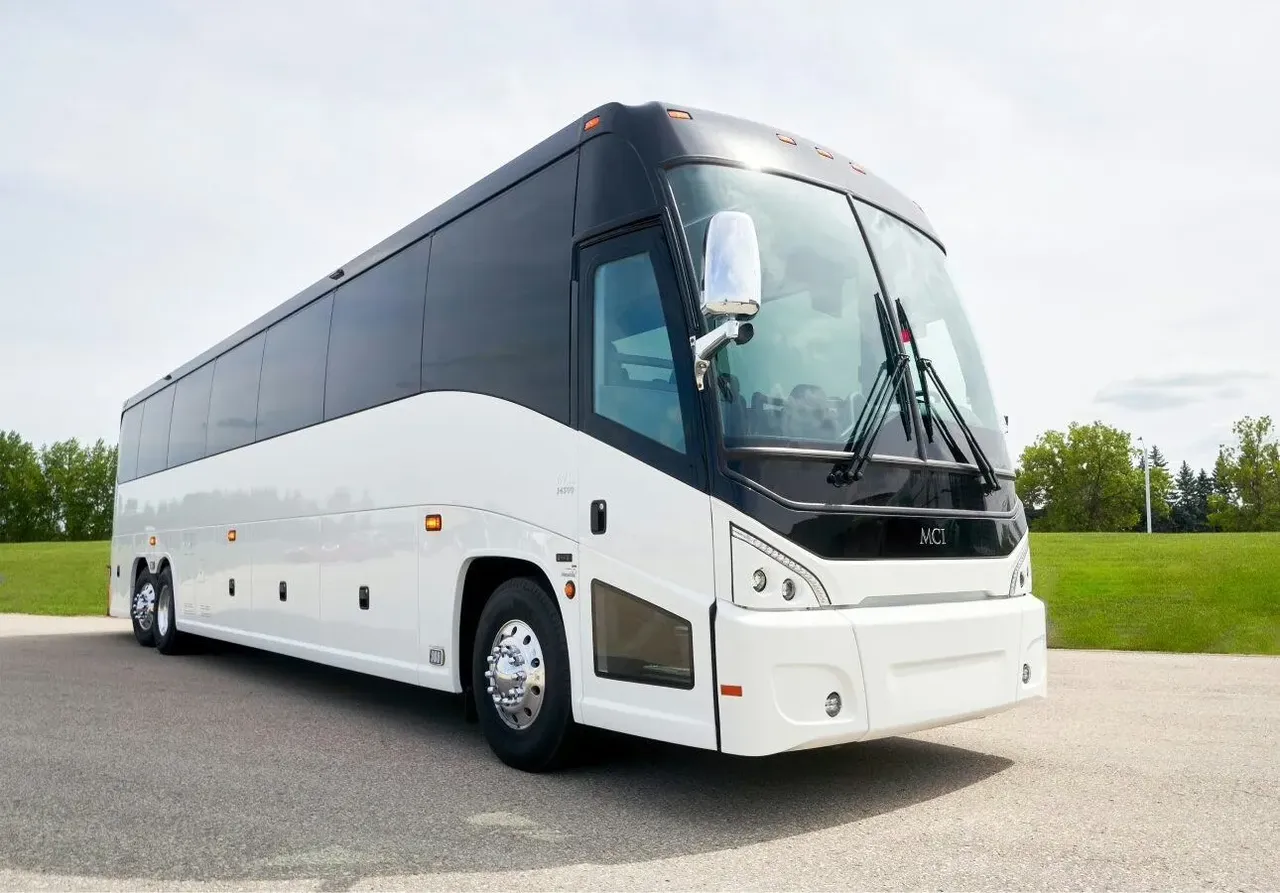 White MCI J4500 Charter Coach for charter bus rental in Sacramento, CA White MCI J4500 Charter Coach for charter bus rental in Sacramento, CA